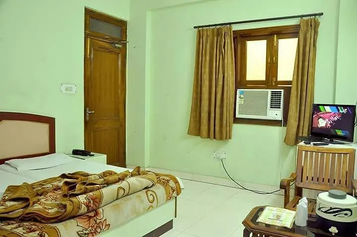Adb Rooms Hotel Crystal Deluxe New Delhi India