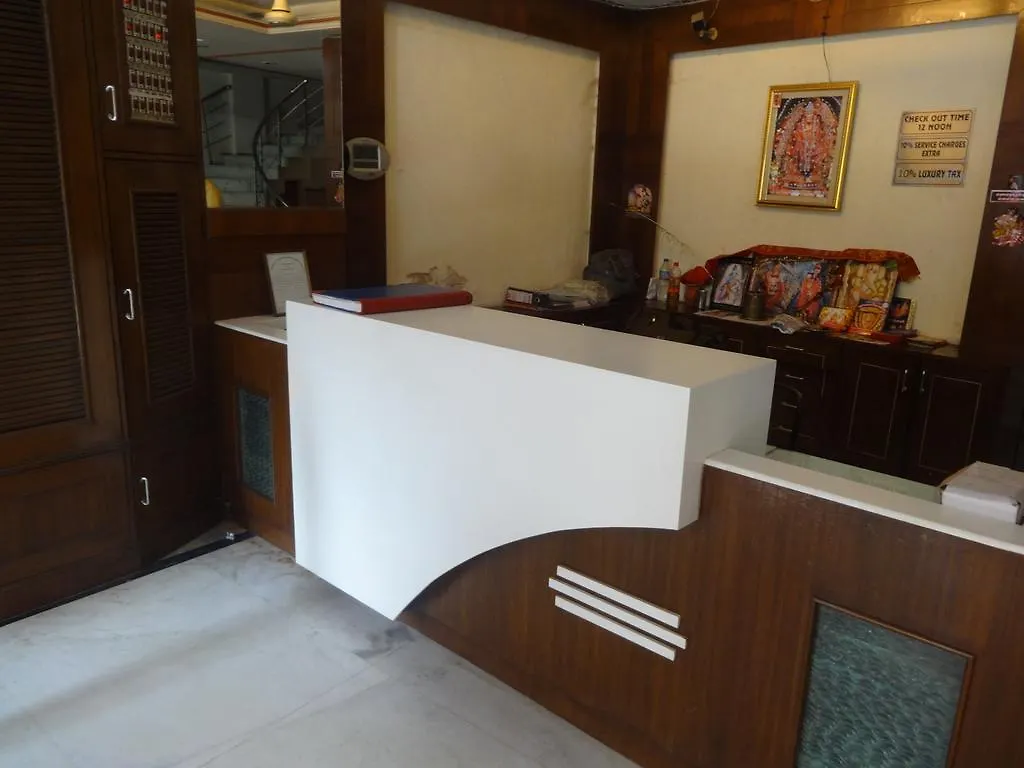 Adb Rooms Hotel Crystal Deluxe New Delhi