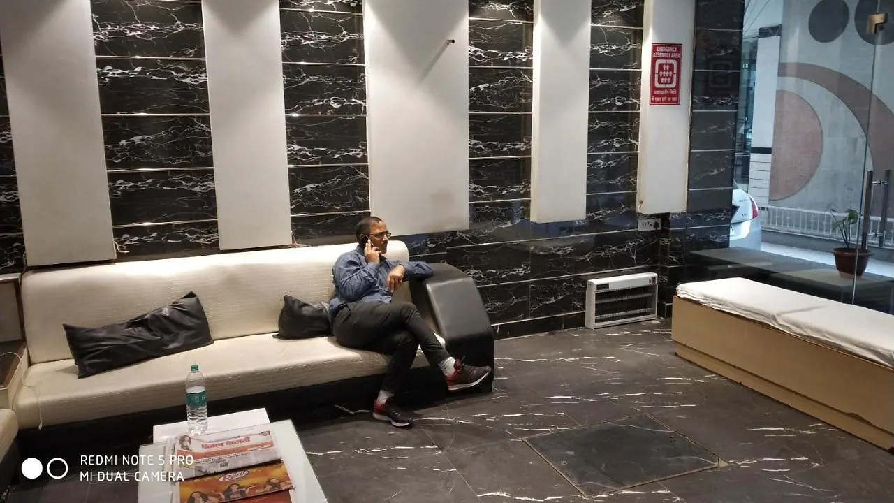Adb Rooms Hotel Crystal Deluxe New Delhi